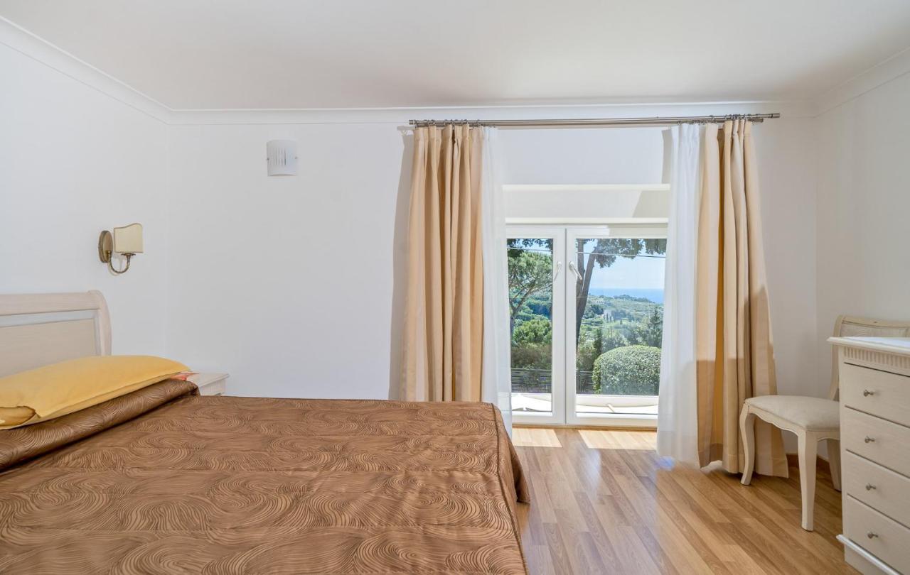 Ceselle Hotel 3*
